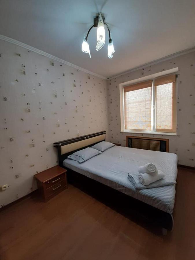 Flat at the seafront Apartman Aktau  Kültér fotó